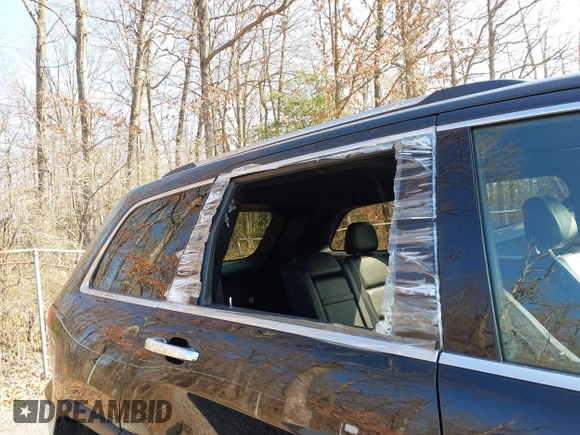 2022 Jeep Grand Cherokee Limited with VIN 1C4RJFBG4NC177240, listed as a IAAI auction lot 41541122 with 30,371 mi miles and . Bid and sale history available at DreamBid. Image 6.