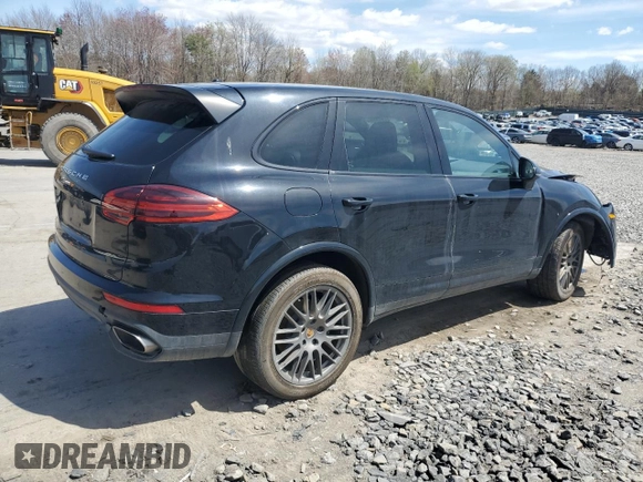 2017 Porsche Cayenne с VIN WP1AA2A28HKA83737, выставлен на аукционе Copart как лот 54212985 с пробегом 87 416 миль миль и Списание • Salvage title. История ставок и продаж доступна на DreamBid. Изображение 3.