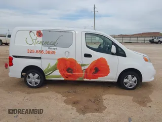 2015 Nissan NV200 SV with VIN 3N6CM0KN4FK715632, listed as a IAAI auction lot 41794500 with 156,495 mi miles. Bid and sale history available at carsss.com. Image 13.