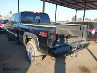 2003 Chevrolet Silverado 1500 LS with VIN 2GCEK19T431132402, listed as a IAAI auction lot 41278893 with 167,312 mi miles. Bid and sale history available at carsss.com. Image 3.