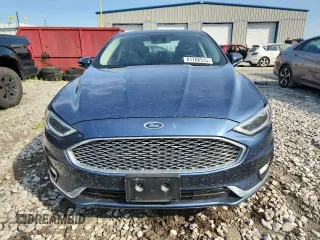 2019 Ford Fusion Titanium with VIN 3FA6P0RUXKR241536, listed as a Copart auction lot 61768335 with 208,133 mi miles and Salvage title. Bid and sale history available at DreamBid. Image 5.
