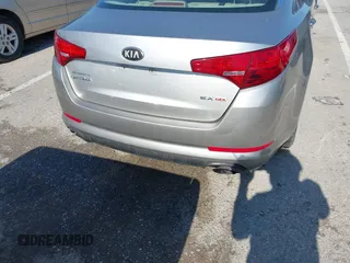 2013 Kia Optima EX с VIN 5XXGN4A73DG236293, выставлен на аукционе IAAI как лот 42366969 с пробегом 160 886 миль миль и . История ставок и продаж доступна на DreamBid. Изображение 13.
