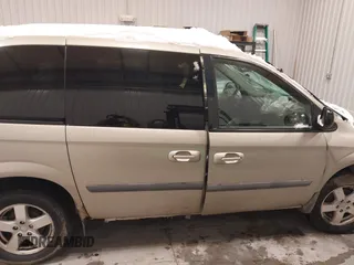 2007 Dodge Caravan SXT with VIN 1D4GP45R97B182694, listed as a IAAI auction lot 41295286 with Not Provided miles and . Bid and sale history available at DreamBid. Image 14.