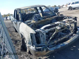 2018 Chevrolet Silverado 1500 LT with VIN 1GCVKREH9JZ275088, listed as a IAAI auction lot 40701538 with Not Provided miles and . Bid and sale history available at DreamBid. Image 1.
