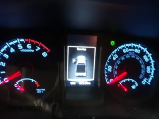 2022 Toyota Tacoma SR z VIN 3TYSX5EN1NT014066, wystawiony jako IAAI lot #41509622 z przebiegiem 32 638 mil mil oraz . Historia ofert i sprzedaży dostępna na DreamBid. Obrazek 7.