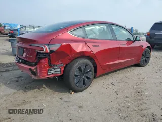 2025 Tesla Model 3 Long Range with VIN 5YJ3E1EB5SF895861, listed as a Copart auction lot 60513665 with 5,637 mi miles and Salvage title. Bid and sale history available at DreamBid. Image 3.