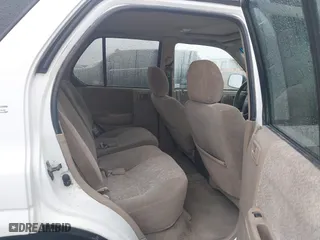 2001 Isuzu Rodeo S with VIN 4S2DM58WX14315138, listed as a IAAI auction lot 41535619 with 217,960 mi miles. Bid and sale history available at carsss.com. Image 8.