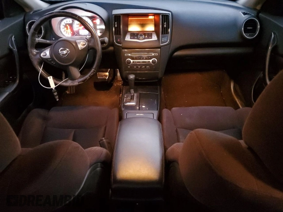 2013 Nissan Maxima SV with VIN 1N4AA5AP3DC835028, listed as a Copart auction lot 88123305 with 154,962 mi miles and Clean title. Bid and sale history available at DreamBid. Image 8.