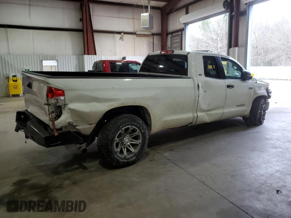 2014 Toyota Tundra 4WD Truck SR with VIN 5TFCW5F12EX016594, listed as a Copart auction lot 47426765 with 235,540 mi miles and Salvage Title. Bid and sale history available at carsss.com. Image 3.