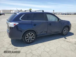 2015 Mitsubishi Outlander GT z VIN JA4JZ4AX3FZ014129, wystawiony jako Copart lot #57001055 z przebiegiem 99 460 mil mil oraz Szkoda całkowita • Salvage title. Historia ofert i sprzedaży dostępna na DreamBid. Obrazek 3.