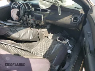 2013 Chevrolet Camaro LT with VIN 2G1FB3D35D9111495, listed as a Copart auction lot 54721035 with 197,673 mi miles and Salvage title. Bid and sale history available at DreamBid. Image 8.