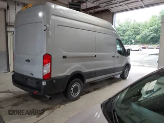2020 Ford Transit Cargo with VIN 1FTBR1X82LKA53226, listed as a IAAI auction lot 42355465 with 49,579 mi miles and . Bid and sale history available at DreamBid. Image 4.
