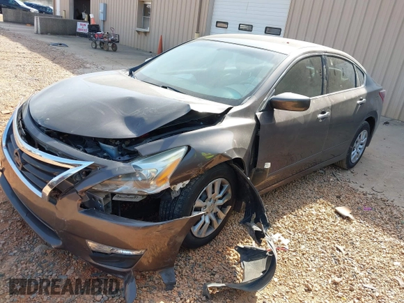 2013 Nissan Altima 2.5 S with VIN 1N4AL3AP4DC131970, listed as a IAAI auction lot 41915038 with 135,707 mi miles and . Bid and sale history available at carsss.com. Image 17.