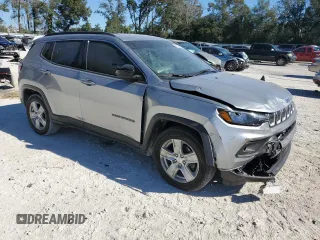 2022 Jeep Compass Altitude z VIN 3C4NJCBB7NT139457, wystawiony jako Copart lot #83322804 z przebiegiem 47 017 mil mil oraz Szkoda całkowita • Salvage title. Historia ofert i sprzedaży dostępna na DreamBid. Obrazek 4.