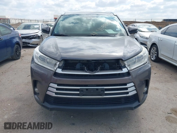 2018 Toyota Highlander SE with VIN 5TDKZRFH9JS544012, listed as a IAAI auction lot 41885296 with 144,500 mi miles and . Bid and sale history available at DreamBid. Image 12.