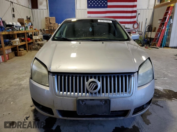 2008 Mercury Milan Premier with VIN 3MEHM08ZX8R663886, listed as a Copart auction lot 37327954 with 180,711 mi miles and Clean Title. Bid and sale history available at carsss.com. Image 5.