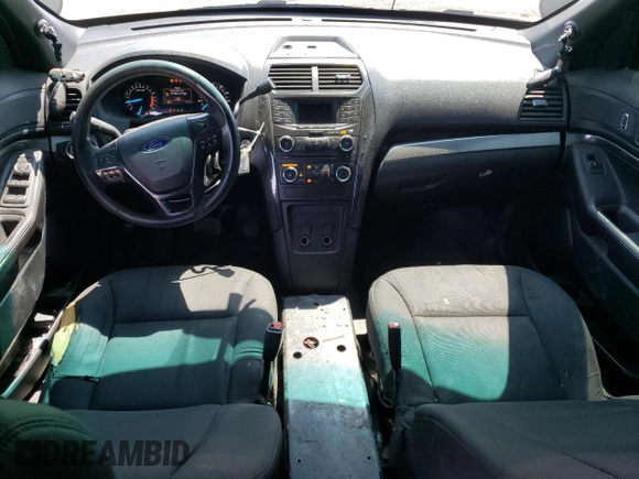 2016 Ford Police Interceptor Utility z VIN 1FM5K8AR3GGC95703, wystawiony jako Copart lot #59767605 z przebiegiem 197 427 mil mil oraz Czysty tytuł • Clean title. Historia ofert i sprzedaży dostępna na DreamBid. Obrazek 8.