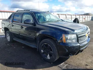 2008 Chevrolet Avalanche 2LT with VIN 3GNFK12308G260298, listed as a IAAI auction lot 41796916 with 171,659 mi miles and . Bid and sale history available at DreamBid. Image 1.