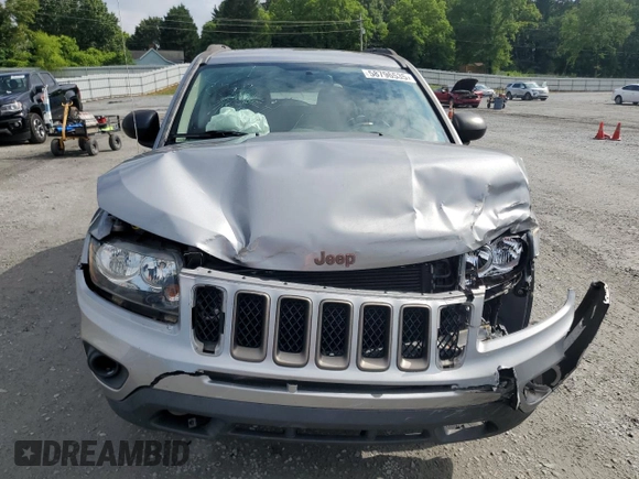 2016 Jeep Compass Sport z VIN 1C4NJDBB2GD798836, wystawiony jako Copart lot #58796535 z przebiegiem 67 195 mil mil oraz Szkoda całkowita • Salvage title. Historia ofert i sprzedaży dostępna na DreamBid. Obrazek 5.