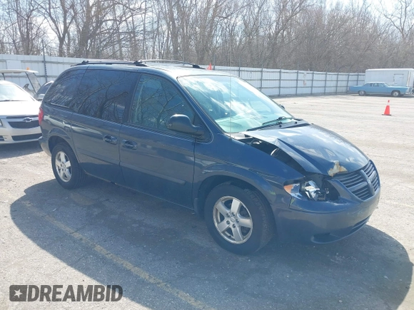 2007 Dodge Caravan SXT with VIN 1D4GP45R07B161443, listed as a IAAI auction lot 41829566 with 83,810 mi miles and . Bid and sale history available at carsss.com. Image 1.