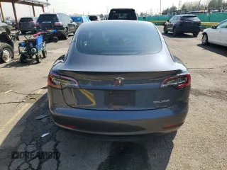 2023 Tesla Model 3 Performance z VIN 5YJ3E1EC2PF673505, wystawiony jako Copart lot #51285665 z przebiegiem 12 019 mil mil oraz Szkoda całkowita • Salvage title. Historia ofert i sprzedaży dostępna na DreamBid. Obrazek 6.