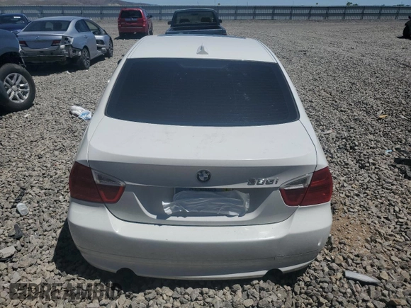 2008 BMW 3 Series 335i z VIN WBAVB77578NJ97190, wystawiony jako Copart lot #57488745 z przebiegiem 114 327 mil mil oraz Szkoda całkowita • Salvage title. Historia ofert i sprzedaży dostępna na DreamBid. Obrazek 6.