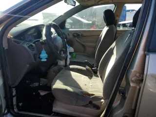 2001 Ford Focus SE with VIN 1FAFP36371W363523, listed as a Copart auction lot 77208164 with Not Provided miles and Salvage Title. Bid and sale history available at carsss.com. Image 7.