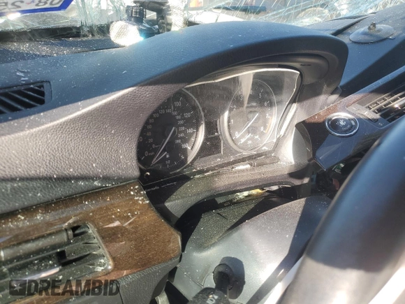 2012 BMW 3 Series 328i xDrive with VIN WBAKF5C57CE657443, listed as a Copart auction lot 86996024 with 0 mi miles and Salvage Title. Bid and sale history available at carsss.com. Image 9.