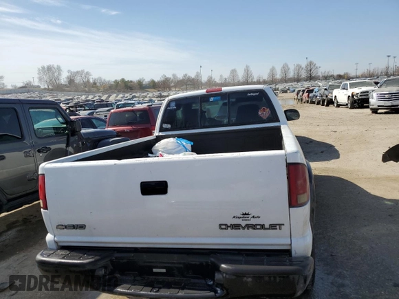 2002 Chevrolet S-10 LS with VIN 1GCCT19W828154137, listed as a Copart auction lot 43566524 with 0 mi miles and Salvage Title. Bid and sale history available at carsss.com. Image 6.