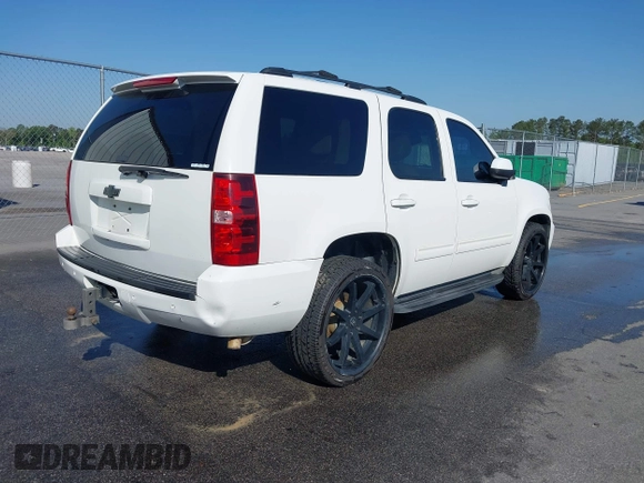 2012 Chevrolet Tahoe LT с VIN 1GNSCBE05CR132537, выставлен на аукционе IAAI как лот 42015649 с пробегом 212 296 миль миль и . История ставок и продаж доступна на DreamBid. Изображение 4.