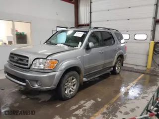 2004 Toyota Sequoia SR5 with VIN 5TDBT44A64S227125, listed as a IAAI auction lot 41245341 with 220,014 mi miles. Bid and sale history available at carsss.com. Image 2.