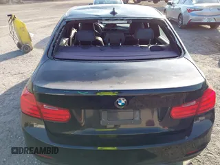 2015 BMW 3 Series 328i z VIN WBA3A5G56FNS86289, wystawiony jako IAAI lot #42150471 z przebiegiem 114 625 mil mil oraz . Historia ofert i sprzedaży dostępna na DreamBid. Obrazek 6.