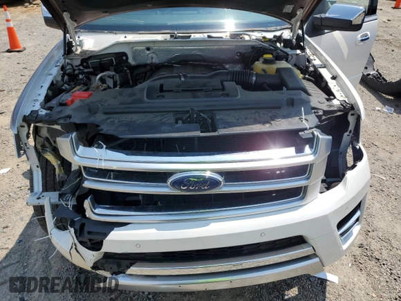 2017 Ford Expedition Max Platinum z VIN 1FMJK1MT5HEA13460, wystawiony jako Copart lot #62346735 z przebiegiem 130 720 mil mil oraz Szkoda całkowita • Salvage title. Historia ofert i sprzedaży dostępna na DreamBid. Obrazek 12.