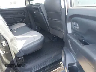 2018 Nissan Titan SV z VIN 1N6AA1EJ0JN518958, wystawiony jako IAAI lot #42505721 z przebiegiem 122 487 mil mil oraz . Historia ofert i sprzedaży dostępna na DreamBid. Obrazek 8.