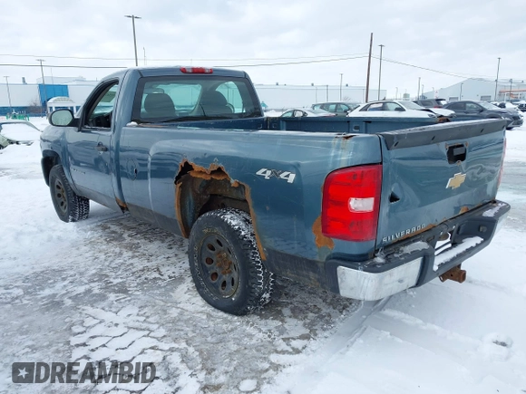 2008 Chevrolet Silverado 1500 Work Truck with VIN 1GCEK14C38Z280529, listed as a IAAI auction lot 41542019 with 188,094 mi miles. Bid and sale history available at carsss.com. Image 3.
