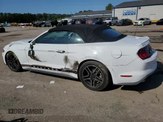 2020 Ford Mustang EcoBoost z VIN 1FATP8UH4L5131470, wystawiony jako Copart lot #55918245 z przebiegiem 81 072 mil mil oraz Szkoda całkowita • Salvage title. Historia ofert i sprzedaży dostępna na DreamBid. Obrazek 2.