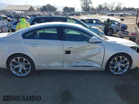 2014 Buick Regal GS with VIN 2G4GT5GX9E9253302, listed as a IAAI auction lot 42012519 with 101,692 mi miles. Bid and sale history available at carsss.com. Image 19.