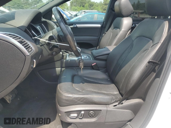 2011 Audi Q7 Prestige with VIN WA1WMAFE8BD001068, listed as a Copart auction lot 59710825 with 128,222 mi miles and Salvage title. Bid and sale history available at DreamBid. Image 7.