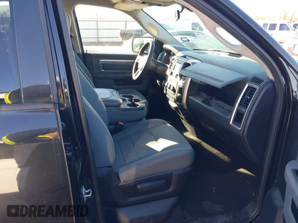 2017 Ram 1500 SLT z VIN 1C6RR6GG6HS676186, wystawiony jako IAAI lot #41291075 z przebiegiem 133 016 mil mil oraz . Historia ofert i sprzedaży dostępna na DreamBid. Obrazek 5.