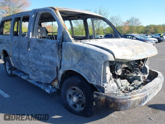 2009 Chevrolet Express Passenger with VIN 1GAHG35KX91132693, listed as a IAAI auction lot 42121039 with Not provided miles and . Bid and sale history available at DreamBid. Image 1.
