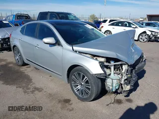 2016 Kia Cadenza Premium with VIN KNALN4D70G5211111, listed as a IAAI auction lot 41197070 with 122,099 mi miles. Bid and sale history available at carsss.com. Image 1.
