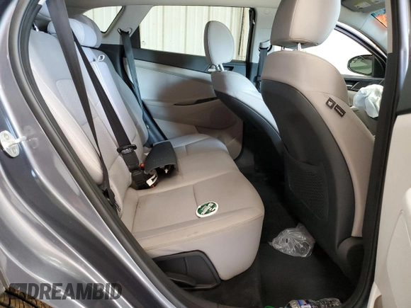 2019 Hyundai Tucson SE with VIN KM8J2CA43KU992708, listed as a Copart auction lot 57104054 with 0 mi miles and Non Repairable. Bid and sale history available at carsss.com. Image 10.