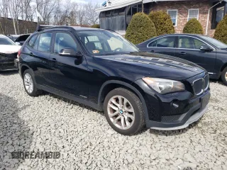 2015 BMW X1 xDrive28i with VIN WBAVL1C5XFVY25644, listed as a Copart auction lot 48506755 with 0 mi miles and Clean Title. Bid and sale history available at carsss.com. Image 4.