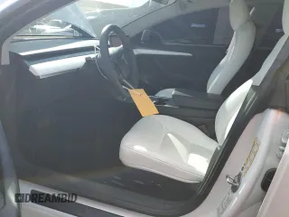 2022 Tesla Model 3 Long Range z VIN 5YJ3E1EB8NF315619, wystawiony jako Copart lot #73309884 z przebiegiem 34 811 mil mil oraz Szkoda całkowita • Salvage title. Historia ofert i sprzedaży dostępna na DreamBid. Obrazek 7.