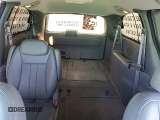 2005 Dodge Caravan SXT z VIN 2D4GP44L55R172613, wystawiony jako Copart lot #54903825 z przebiegiem 121 435 mil mil oraz Szkody całkowita. Historia ofert i sprzedaży dostępna na DreamBid. Obrazek 10.