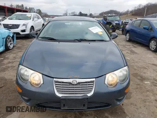 2002 Chrysler 300M with VIN 2C3HE66G02H272675, listed as a IAAI auction lot 41506232 with 165,187 mi miles. Bid and sale history available at carsss.com. Image 6.