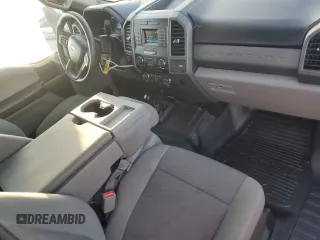 2017 Ford F-350 XL with VIN 1FT8X3B69HED38805, listed as a Copart auction lot 41988235 with 57,984 mi miles and Clean title. Bid and sale history available at DreamBid. Image 8.