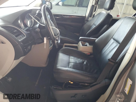 2014 Chrysler Town & Country Touring with VIN 2C4RC1BG3ER273025, listed as a Copart auction lot 54692335 with 137,592 mi miles and Salvage Title. Bid and sale history available at carsss.com. Image 7.