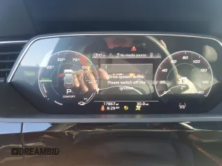 2023 Audi e-tron Chronos с VIN WA1VABGE5PB010922, выставлен на аукционе Copart как лот 51646474 с пробегом 17 867 миль миль и . История ставок и продаж доступна на DreamBid. Изображение 9.
