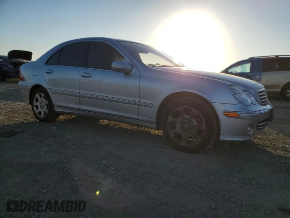 2006 Mercedes-Benz C 230 Sport с VIN WDBRF56H06F728986, выставлен на аукционе Copart как лот 44363785 с пробегом 75 321 миль миль и Списание • Salvage title. История ставок и продаж доступна на DreamBid. Изображение 4.